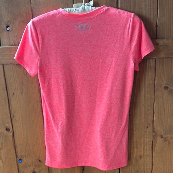 Under Armour Fitted Short Sleeve T-Shirt | Women’s XS - Picture 5 of 5